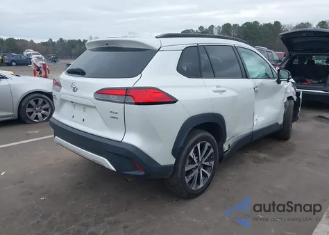 2023 Toyota Corolla Cross Xle z USA, uszkodzony, nr VIN 7MUEAABG2PV057820